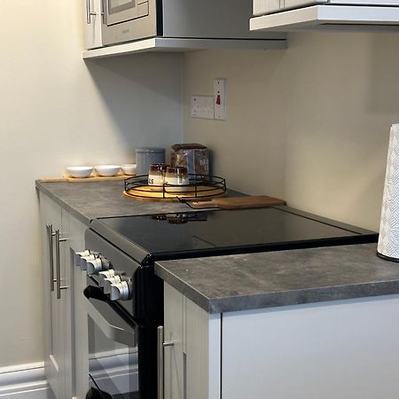 Apartmán Adams Complex Tullamore Exteriér fotografie