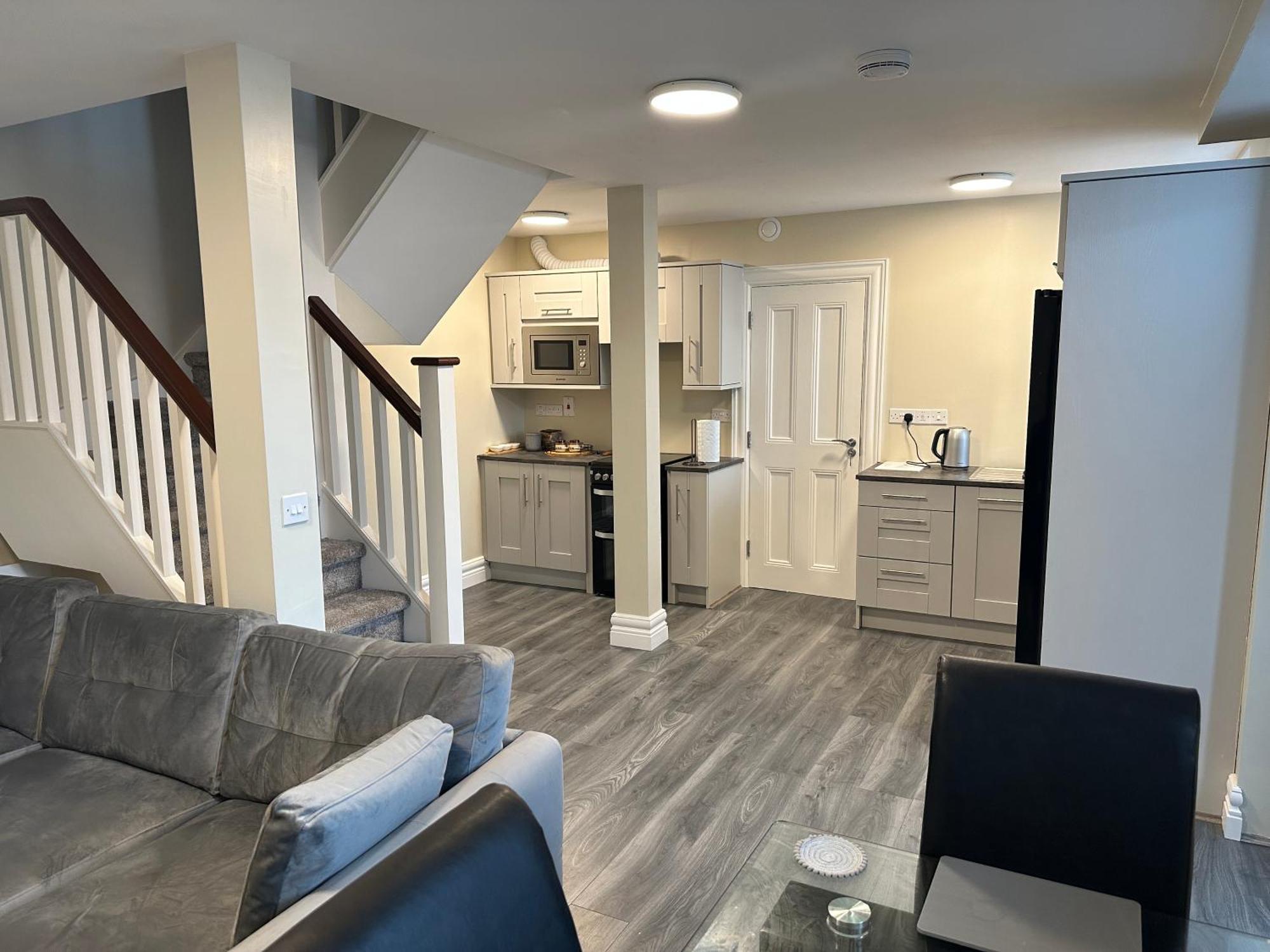 Apartmán Adams Complex Tullamore Exteriér fotografie