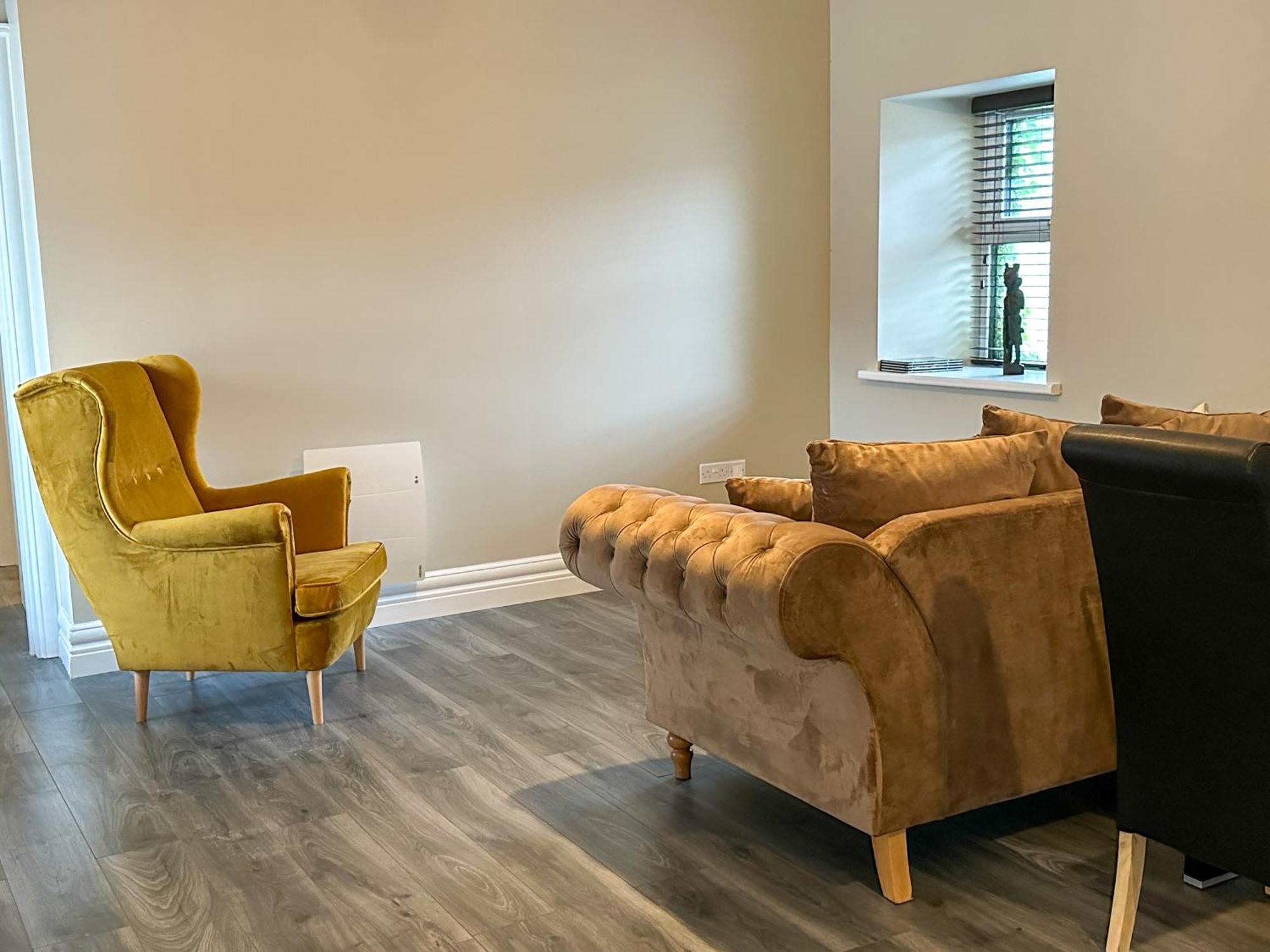 Apartmán Adams Complex Tullamore Exteriér fotografie